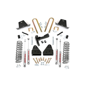 Rough Country 4.5in Suspension Lift Kit | 2005-2007 Ford Super Duty F-250/F-350 4WD | Dale's Super Store