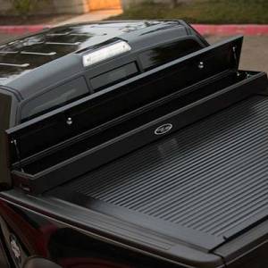Truck Covers USA - Truck Covers USA  American Work Jr. Toolbox Tonneau Cover | TCUCRJR350 | 2020 Jeep Gladiator