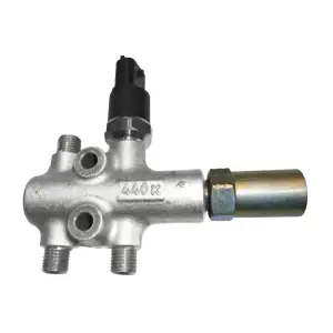 01-04 LB7 Duramax Fuel Distribution Block | 97208076, F00R000524, 9872080762