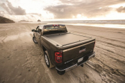 Roll-N-Lock - Roll-N-Lock Locking Retractable A-Series Truck Bed Tonneau Cover 6.6ft Bed | ROLBT226A | 2020 Chevy/GMC - Image 2