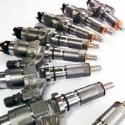 Dynomite Diesel LLY Duramax Injector Set 30% Over | 2004.5-2005 Duramax 6.6L (2)